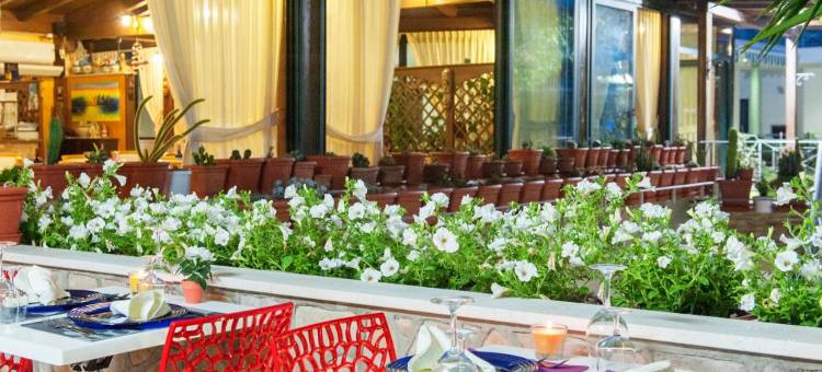 拉特拉蒙塔纳酒店(Hotel la Tramontana)图片