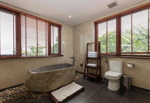 Ebino Puluong Resort Hotel Overview