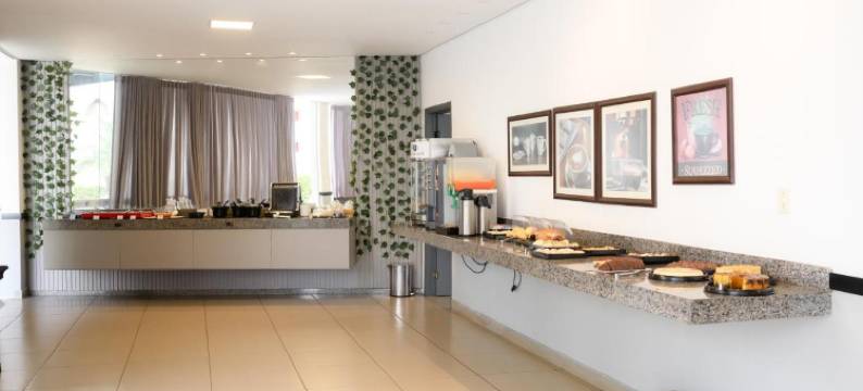 Colonial Flat Hotel图片