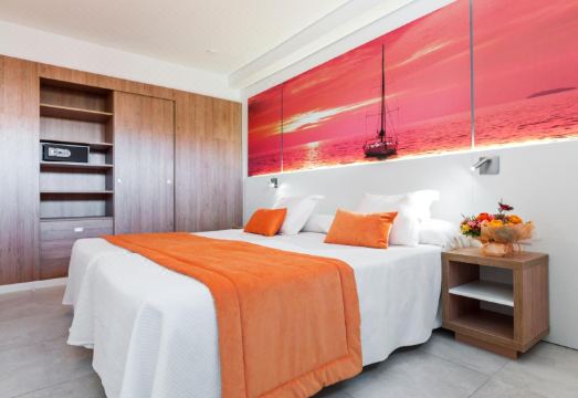 Playas Ca's Saboners Hotel Overview