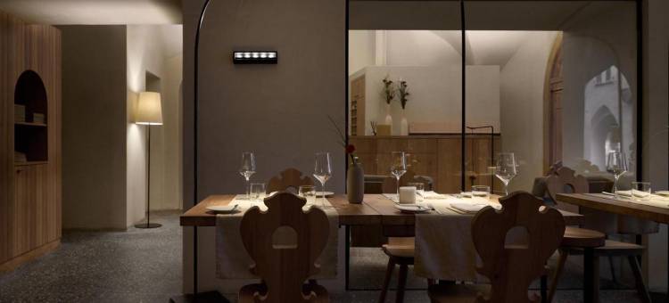 芬克餐厅及套房(Fink Restaurant & Suites)图片