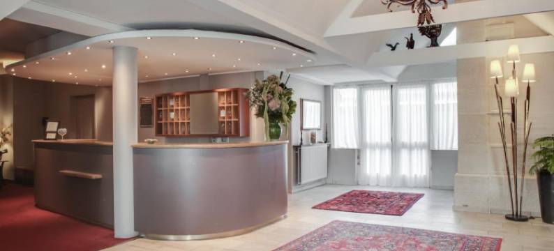 尚蒂利雷莱斯德欧马勒酒店(Hôtel & Restaurant le Relais d'Aumale)图片