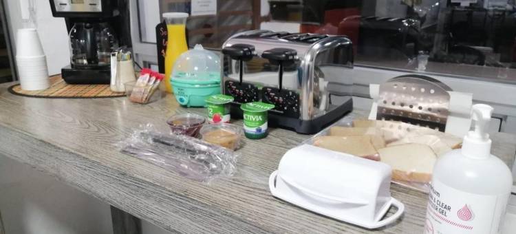 Hotel Los Robles = 洛斯罗布莱斯酒店(Hotel Los Robles)图片