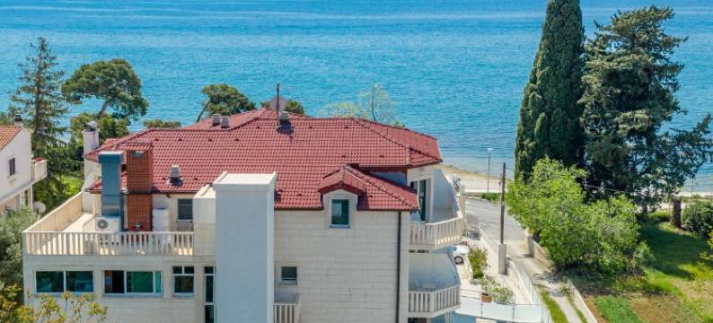 里瓦酒店(Hotel Riva Kaštela with Swimming Pool)图片