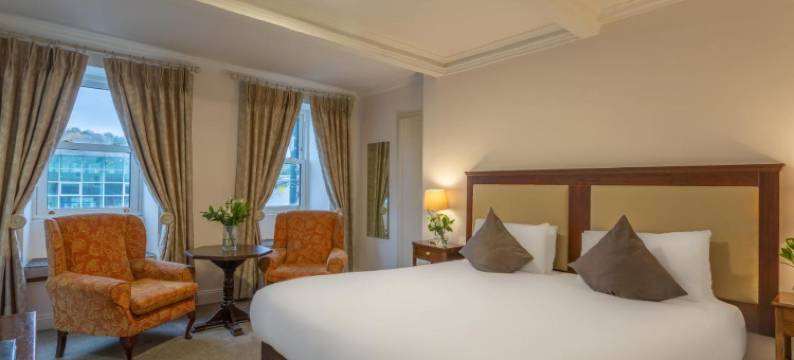 杜利斯酒店(Dooley's Hotel)图片