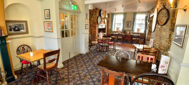 乔治酒店(The George Hotel)图片