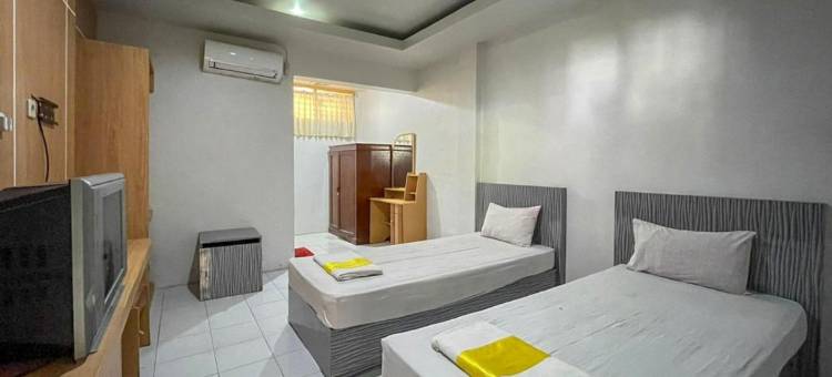 RedDoorz Near Poso City Mall图片