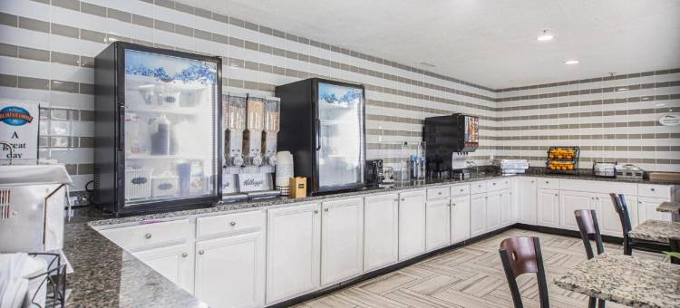 格兰德黑文温德姆呗盟套房酒店(Baymont by Wyndham Grand Haven)图片