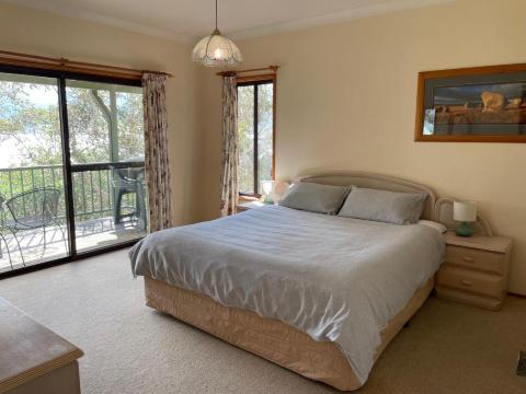 Snowy Wilderness Hotel Overview