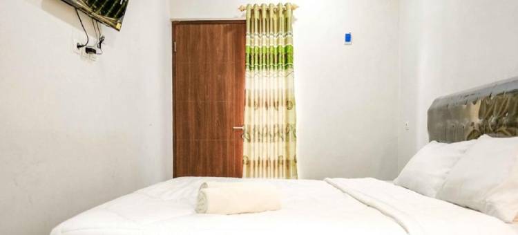 Rudi客房靠近Cikarang车站Mitra红门酒店(Rudi Rooms Near Stasiun Cikarang Mitra RedDoorz)图片