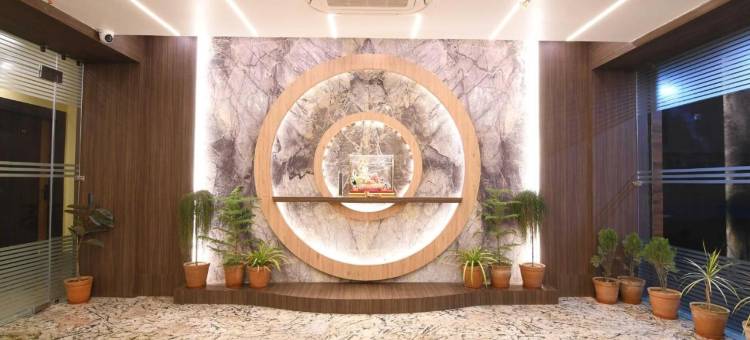 Super Townhouse Oak Bulbuli Neer图片