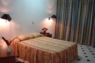 Hotel Don Carlos Puerto Maldonado-官方