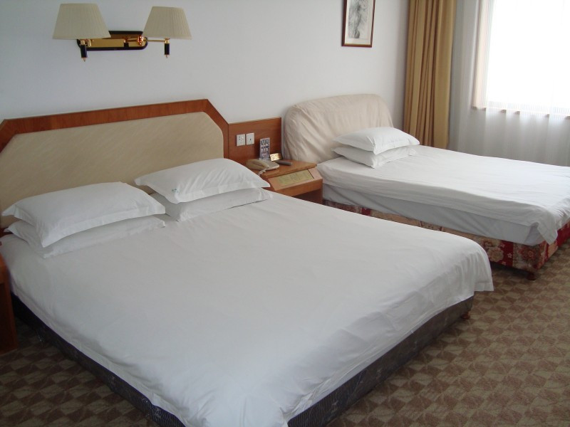 清溪湖温泉养生度假村