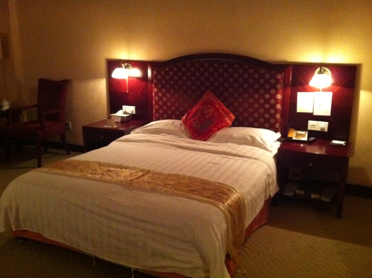 富城大酒店-客卧