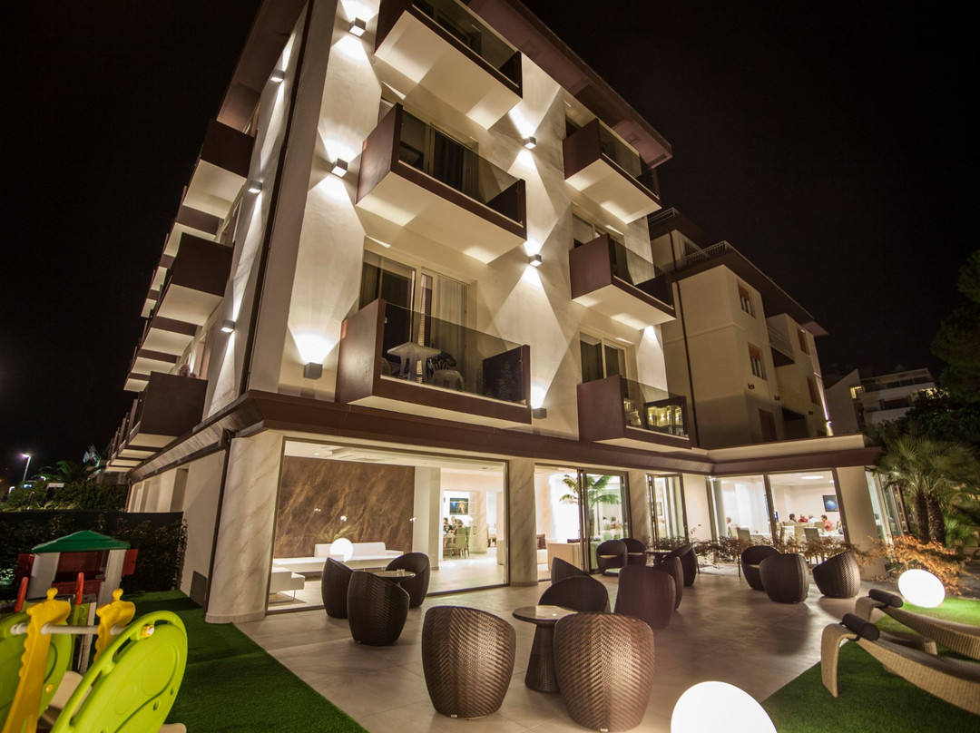 Lido di Camaiore酒店住宿-Hotel Pineta Mare