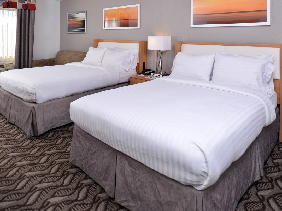 Holiday Inn Express & Suites Lonoke I-40 (exit 175) By IHG主图