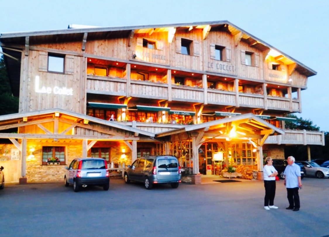 领小屋酒店-官方