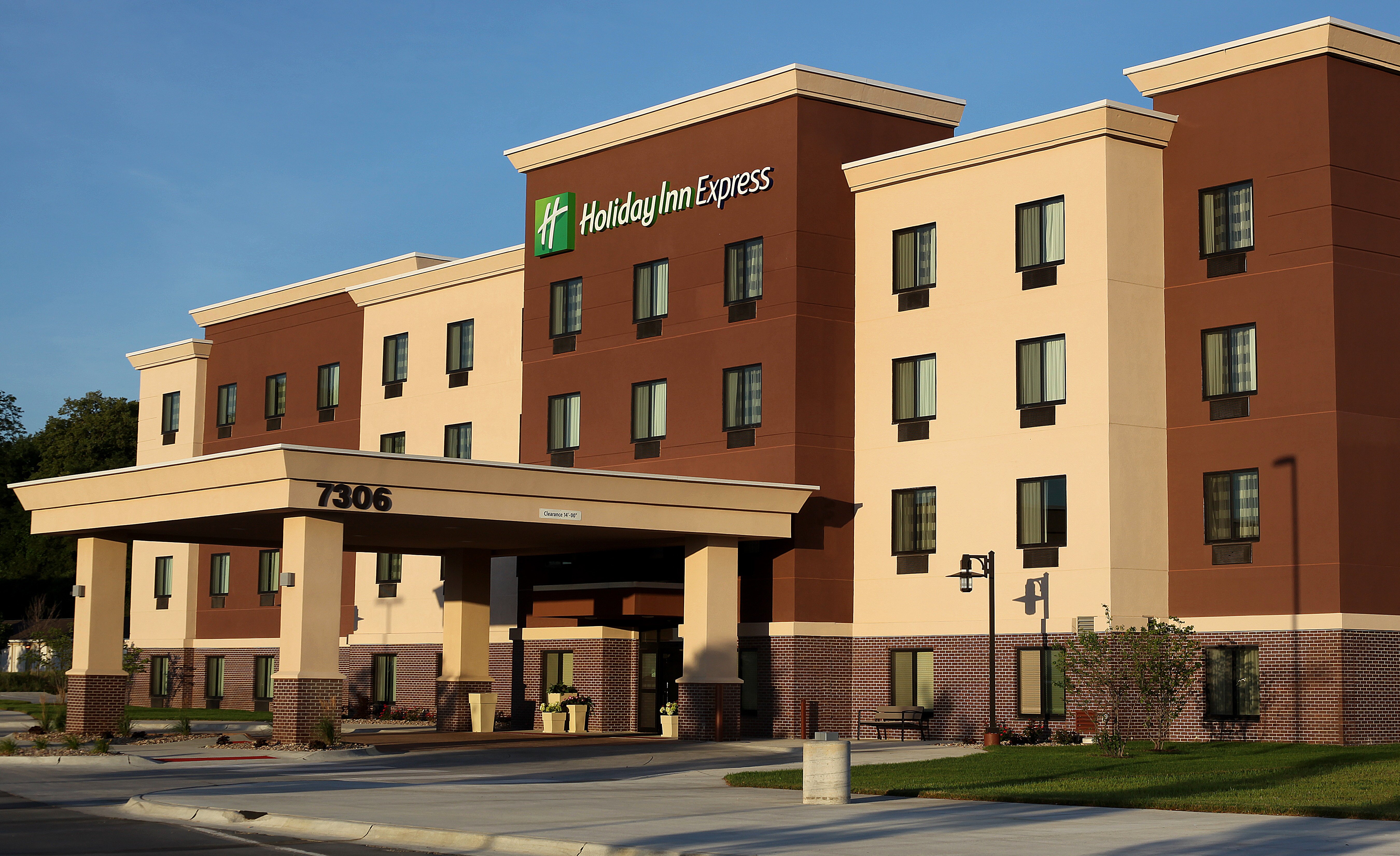 Holiday Inn Express & Suites Omaha South - Ralston Arena, an IHG Hotel-官方