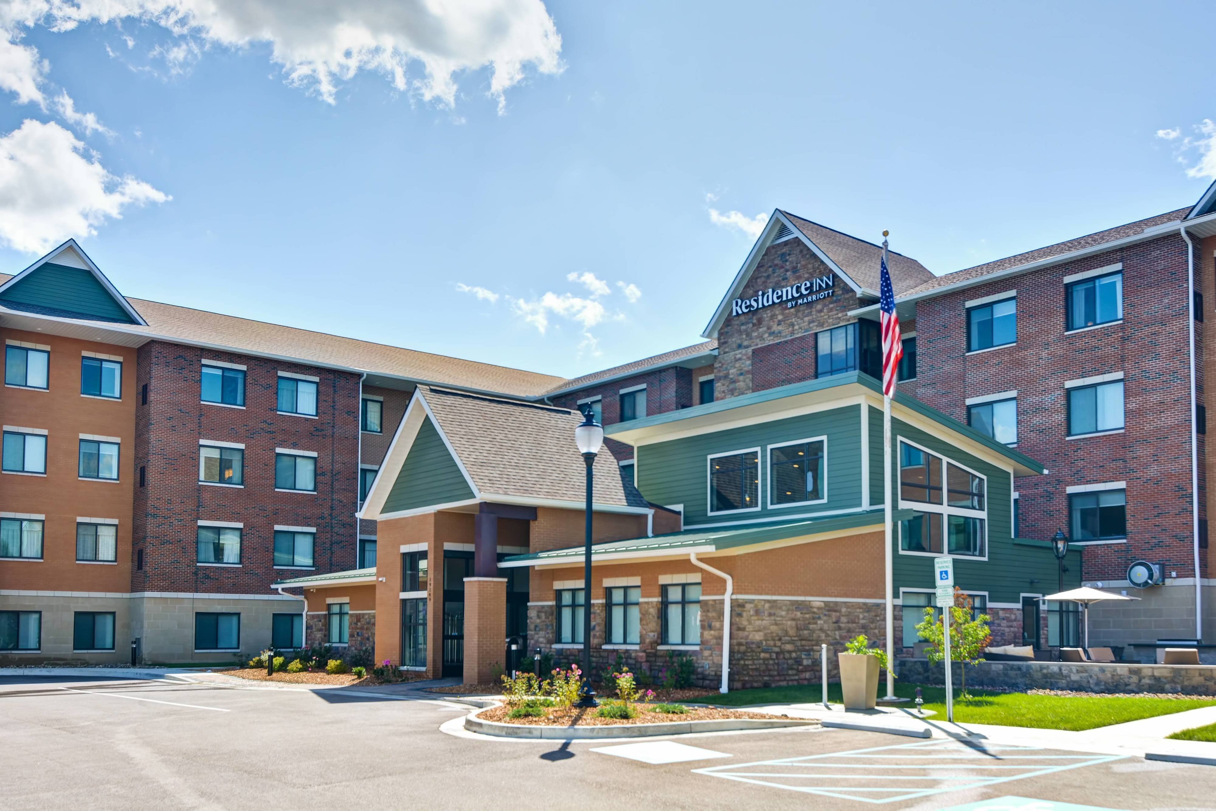 Residence Inn Cleveland Airport/Middleburg Heights-官方