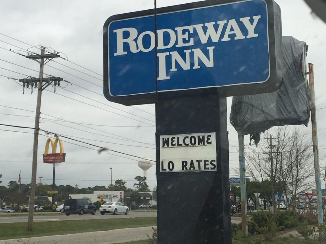 冲浪海滩罗德威酒店