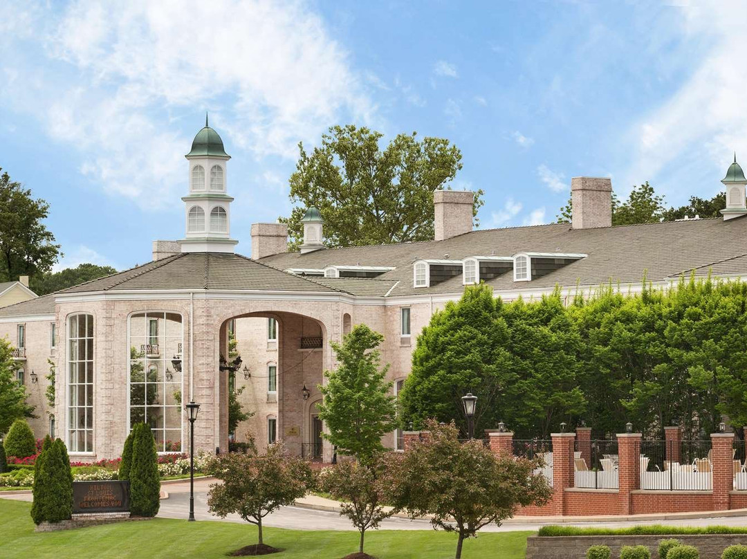 圣路易斯夫隆特纳克希尔顿酒店主图