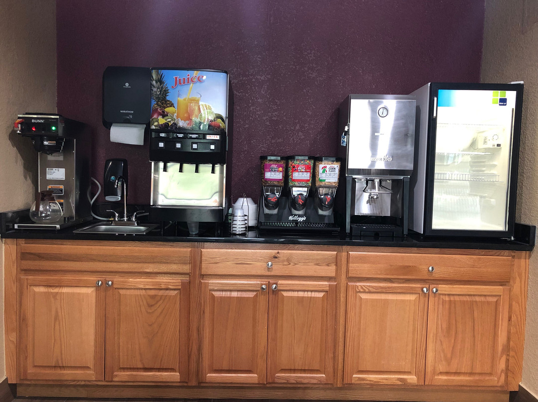 Baymont by Wyndham Mukwonago主图