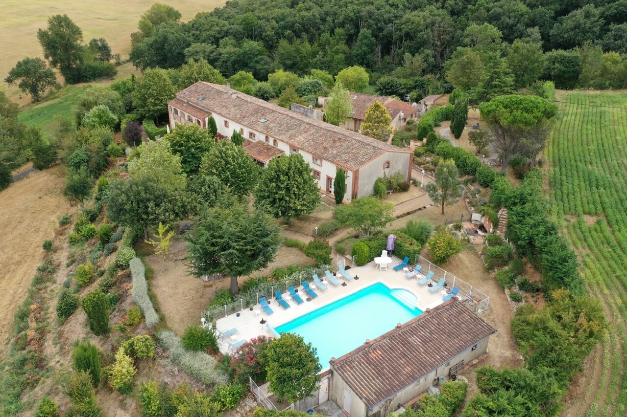 Domaine La Guiraude-官方