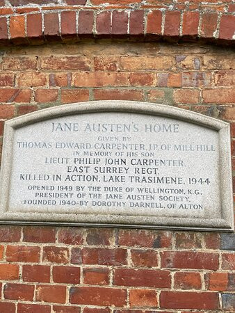 Jane Austen's House景点图片