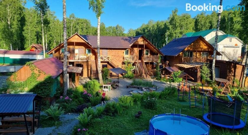 Yashkin Dom Guest Houses