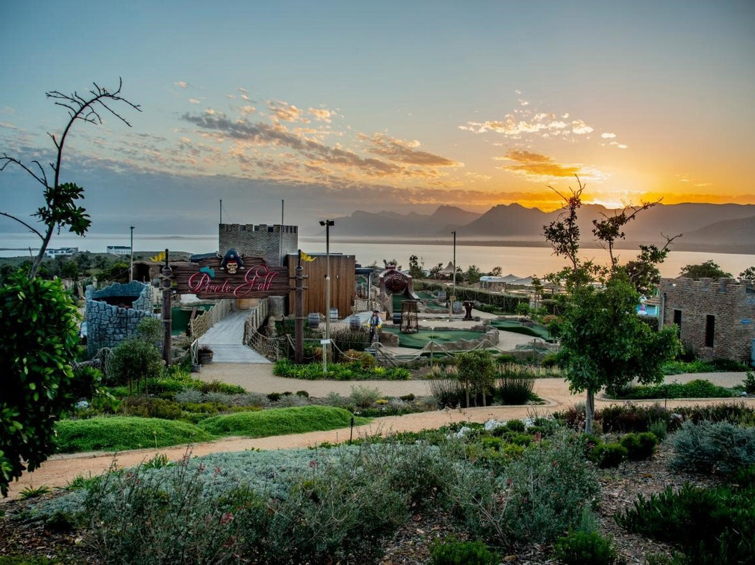 Fisherhaven旅游景点-Benguela Adventure Pirate Adventure Golf