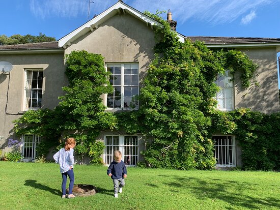 Glendine House-官方
