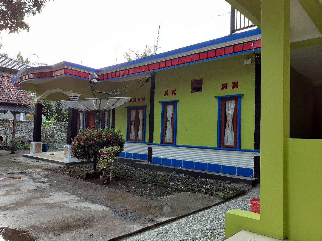 Bintang Labuan Batukaras