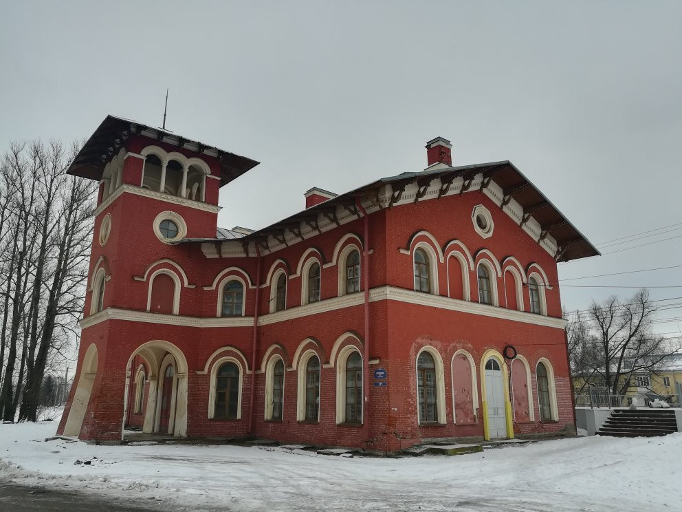 Strelna Train Station景点图片