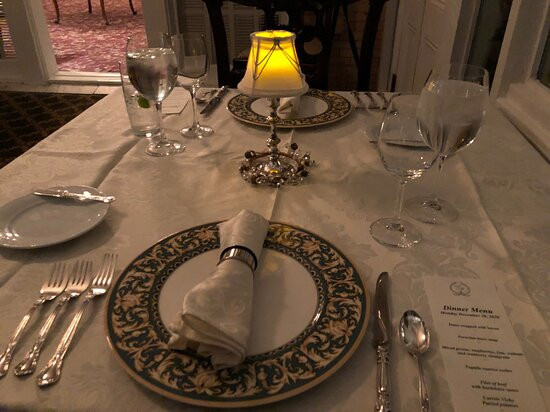 Abingdon Manor Inn and Restaurant主图