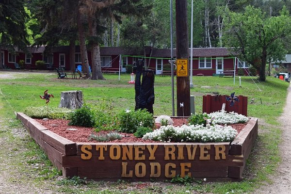 Stoney River Lodge