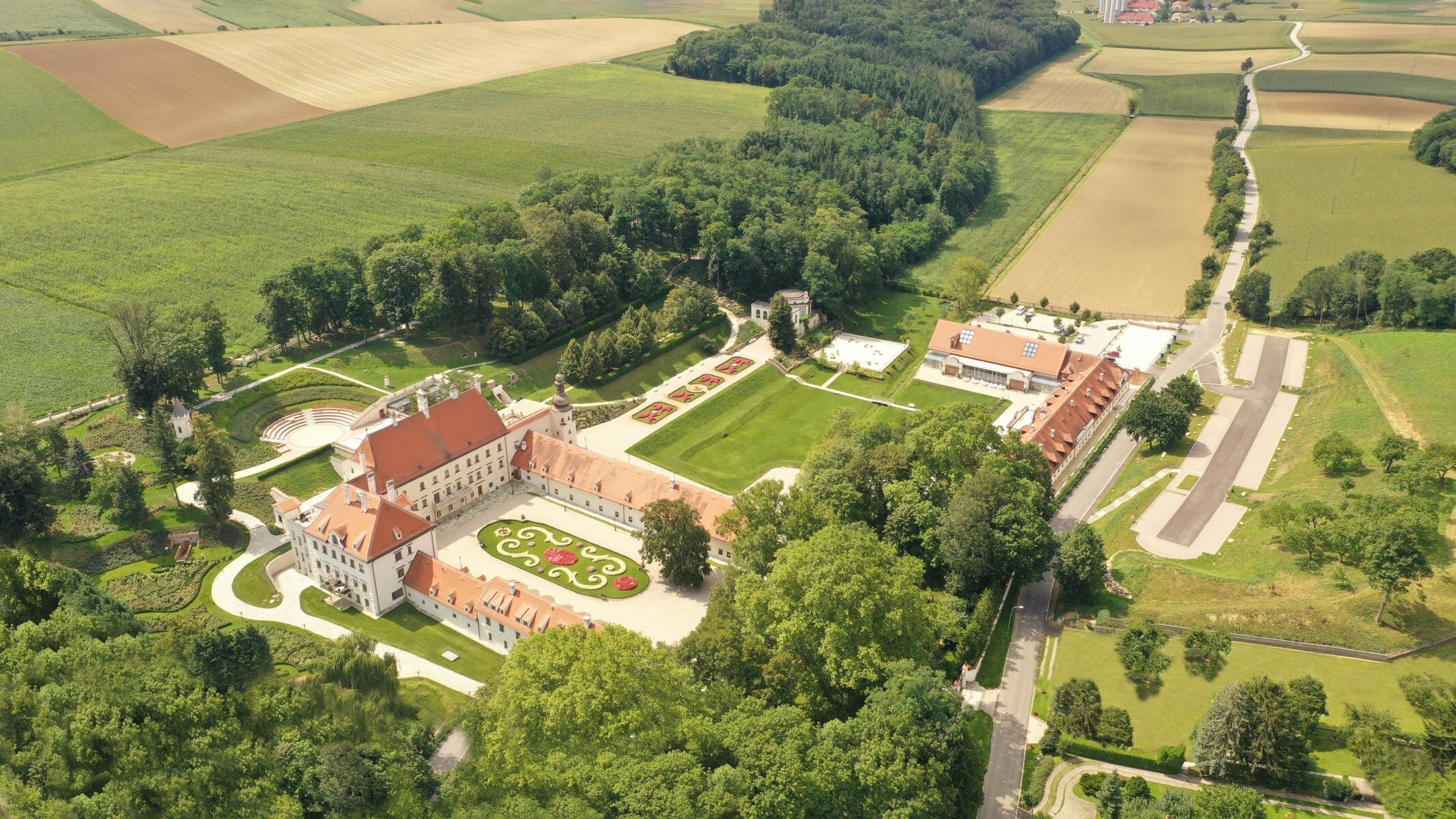 Schloss Thalheim-官方