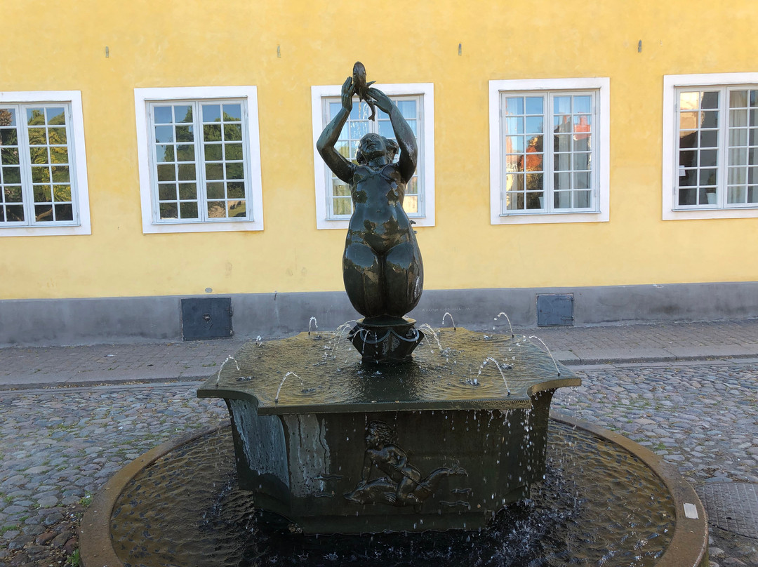 Statyn ''sjöjungfrun''景点图片