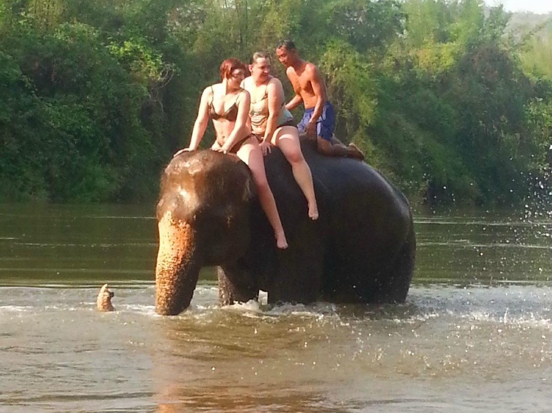 Bangkok Asia Travel - Day Tours-暖武里必去景点