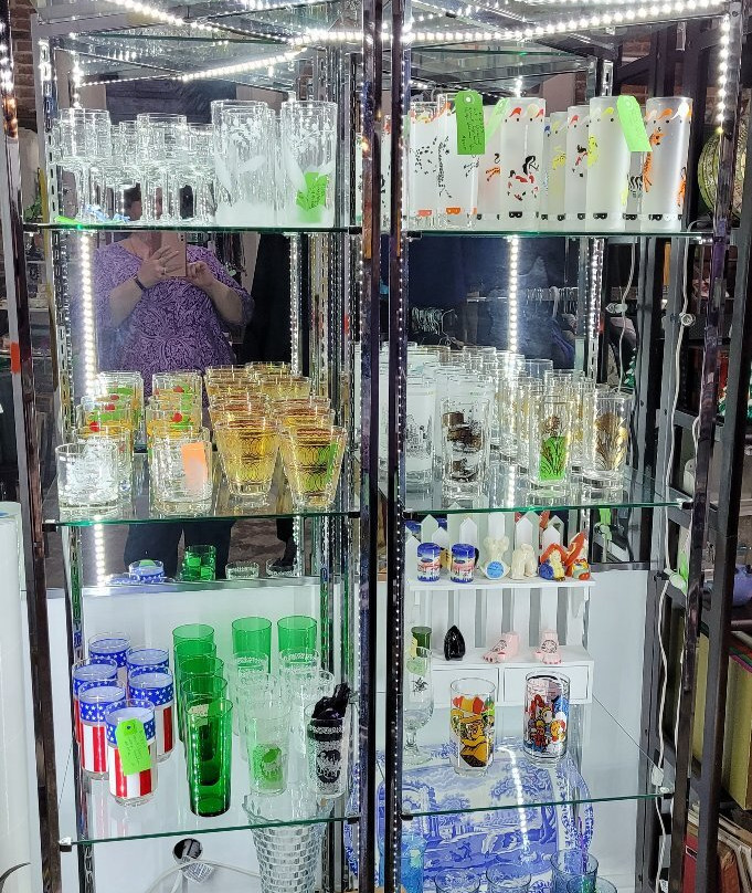 Chymoons Vintage and Antiques-盖维斯顿必去景点