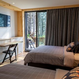 Auberge Port-Menier主图