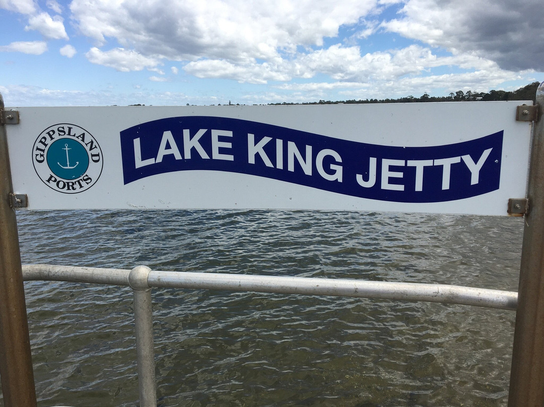 Lake King Jetty景点图片