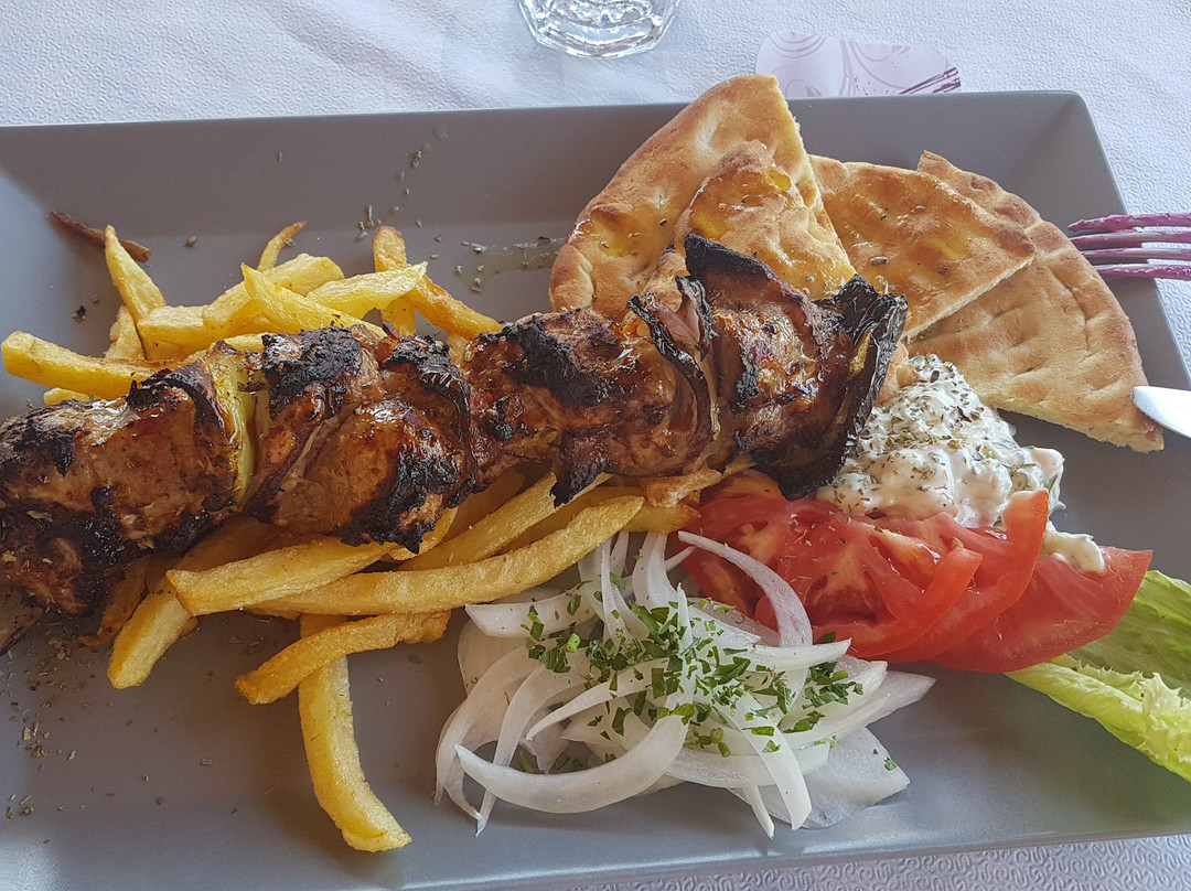 Plaka Beach Resort主图