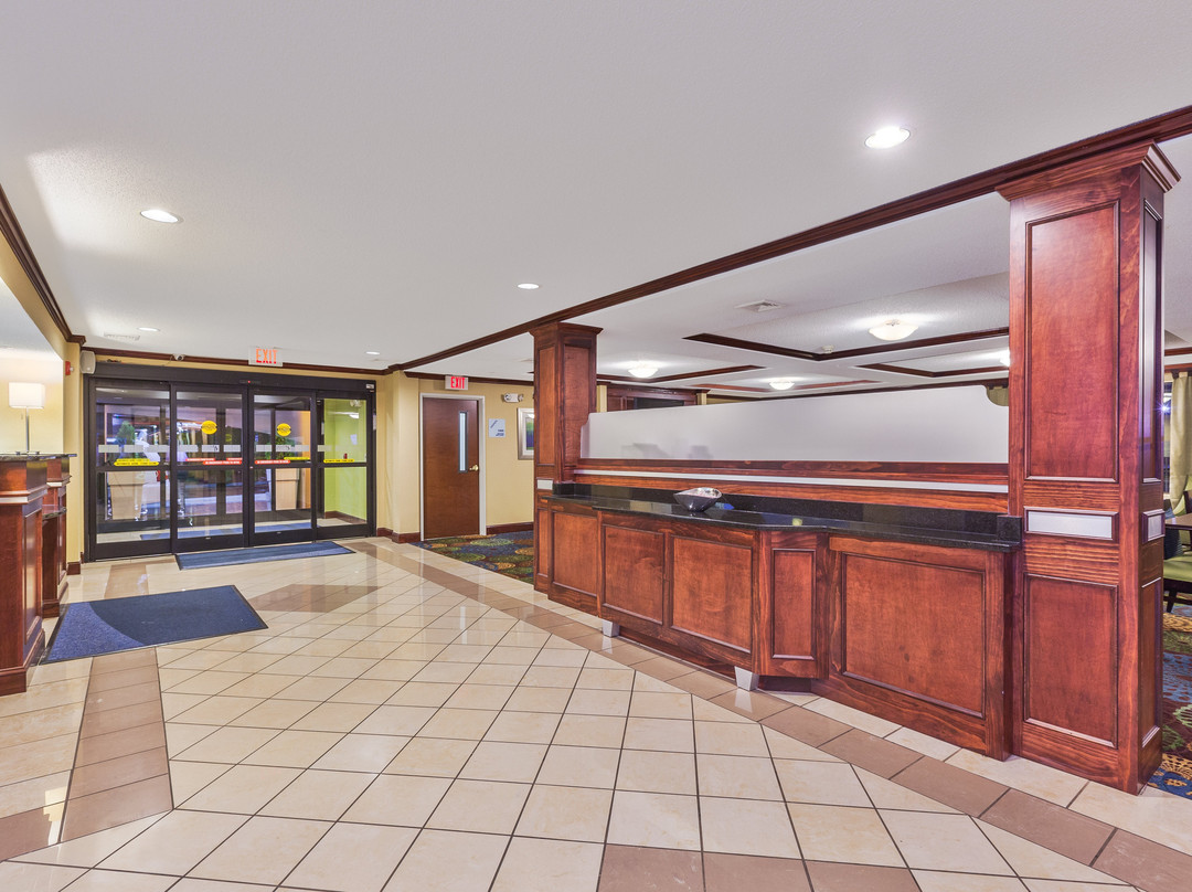 Holiday Inn Express 温斯顿 - 塞勒姆主图