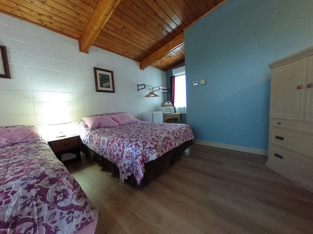 Huron Sands Motel and Restaurant主图