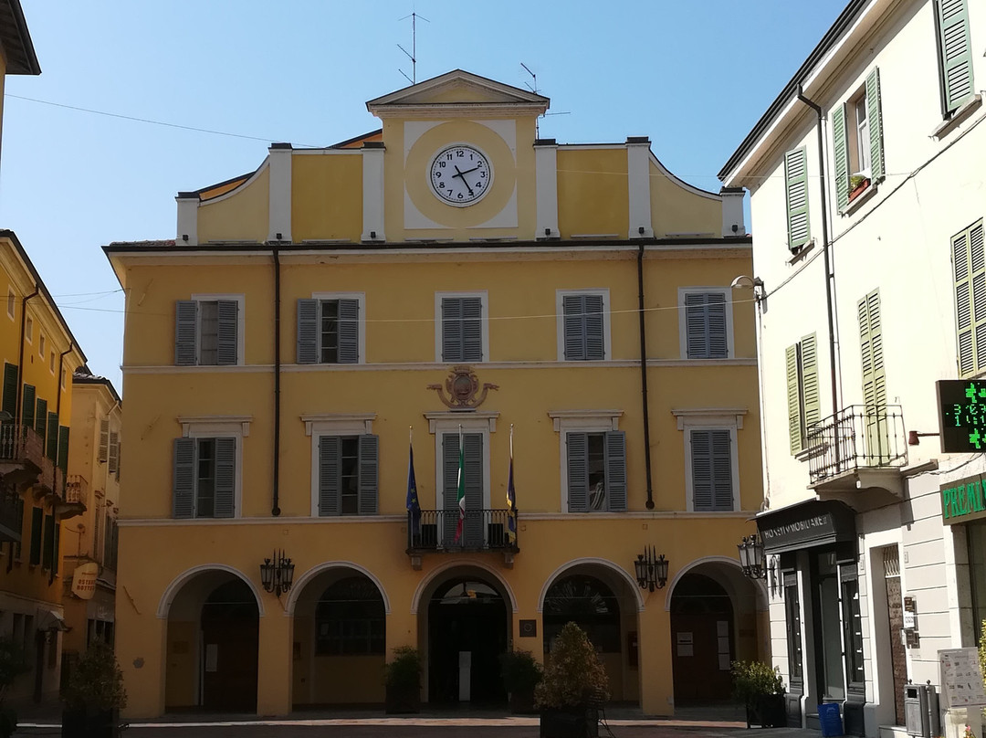 Piazza Libertà景点图片