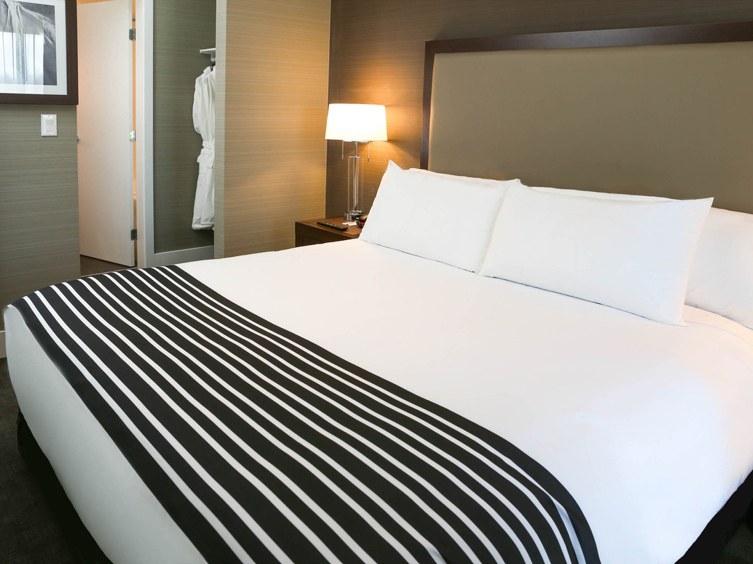 Sandman Hotel Abbotsford Airport主图
