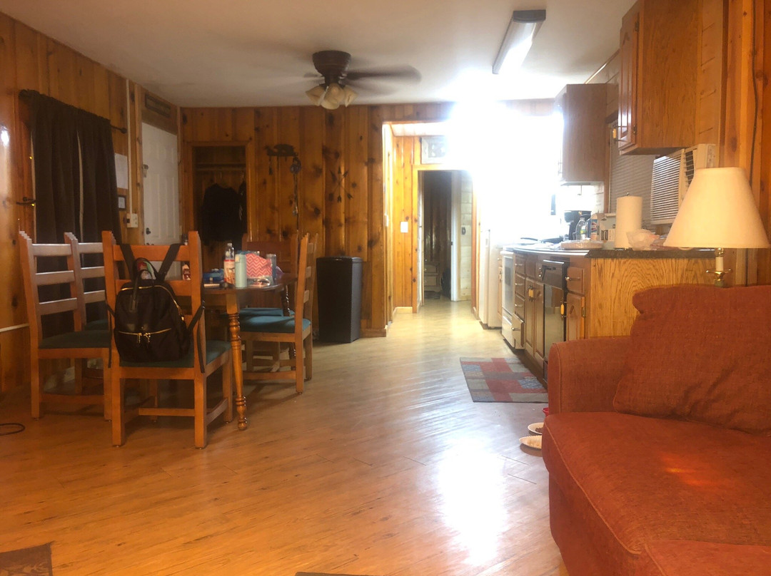 Double B Lodge主图