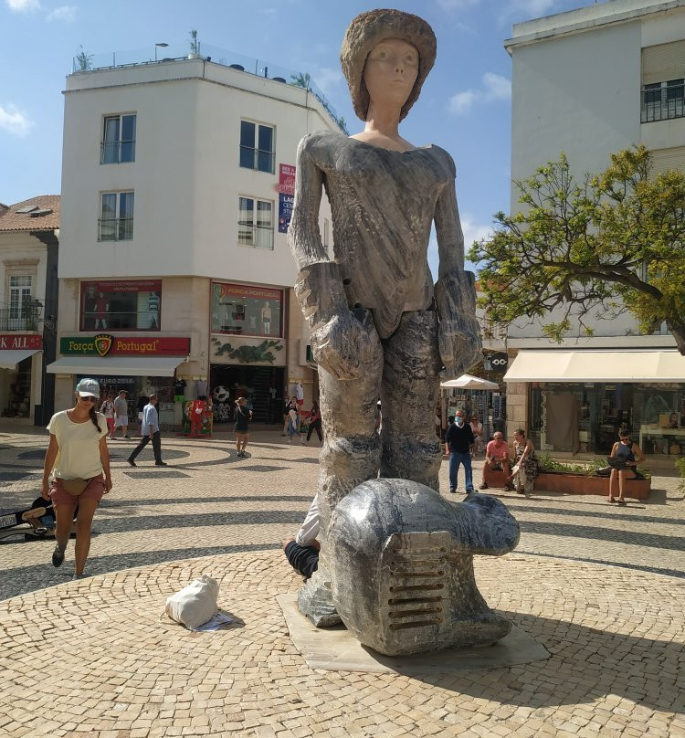 Sculpture of Dom Sebastiao-拉各斯必去景点