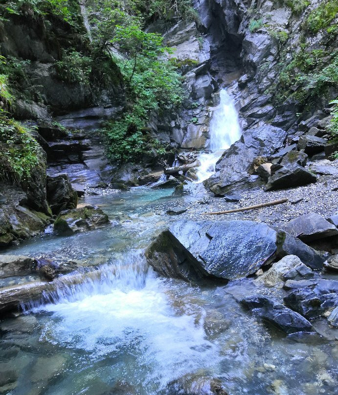 Cascade de la Belle Au Bois景点图片