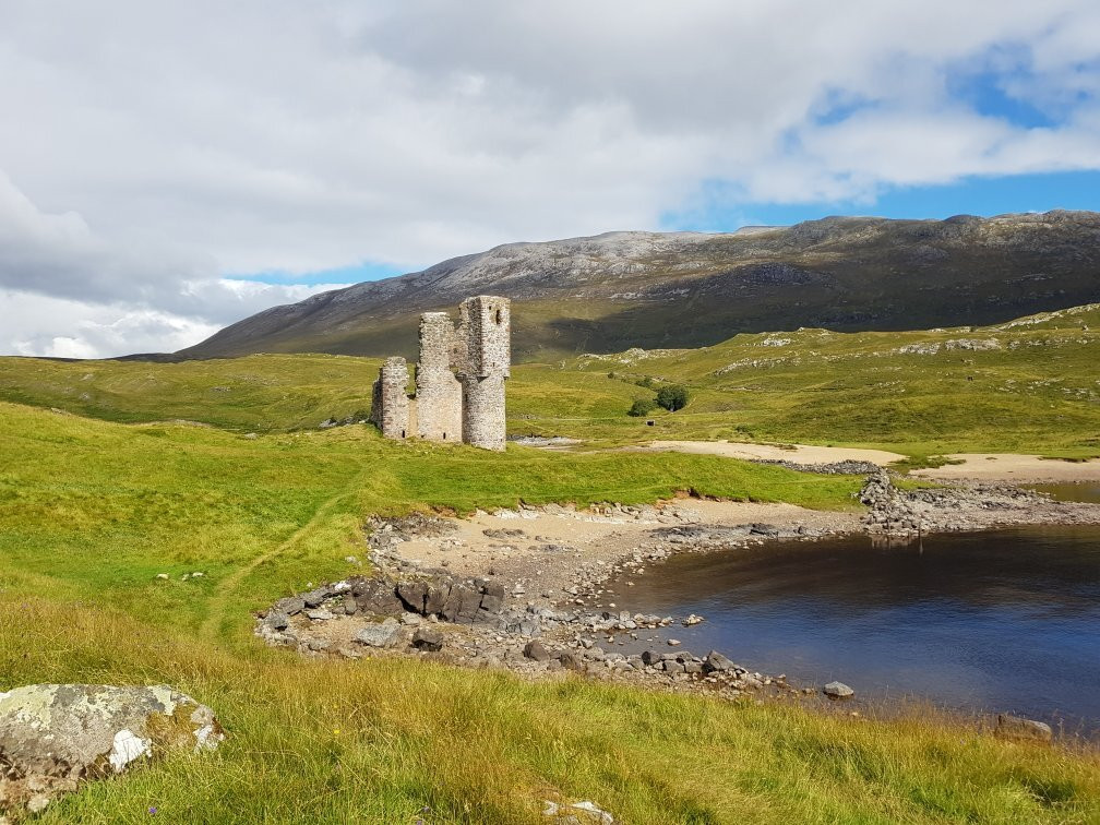 Loch Assynt-Lairg必去景点